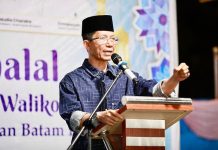 Amsakar Achmad Tegaskan Komitmen Tuntaskan Persoalan Air Bersih, Sampah, dan Banjir di Batam Wali kota Batam, Amsakar Achmad.